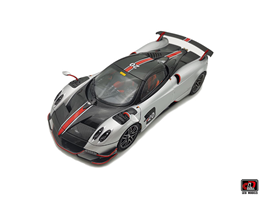 1-18 Pagani Huayra BC Roadster Diecast Model car  Silver color